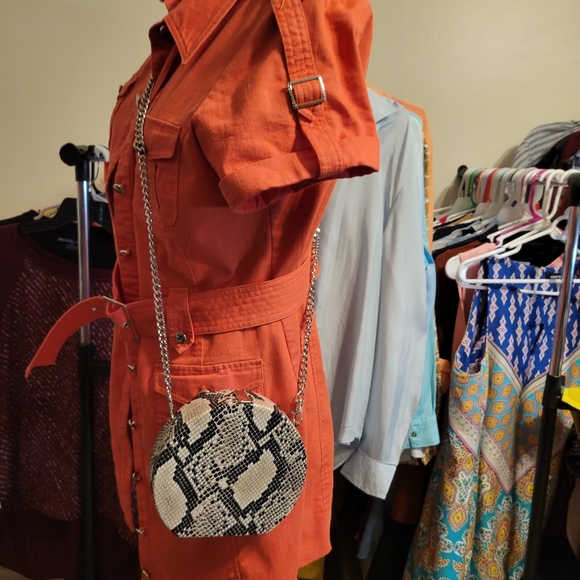 Hard case  round snake skin print round bag - Picture 13 of 14